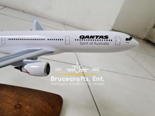 Model of A330-300 Qantas Airlines with detailed craftsmanship.